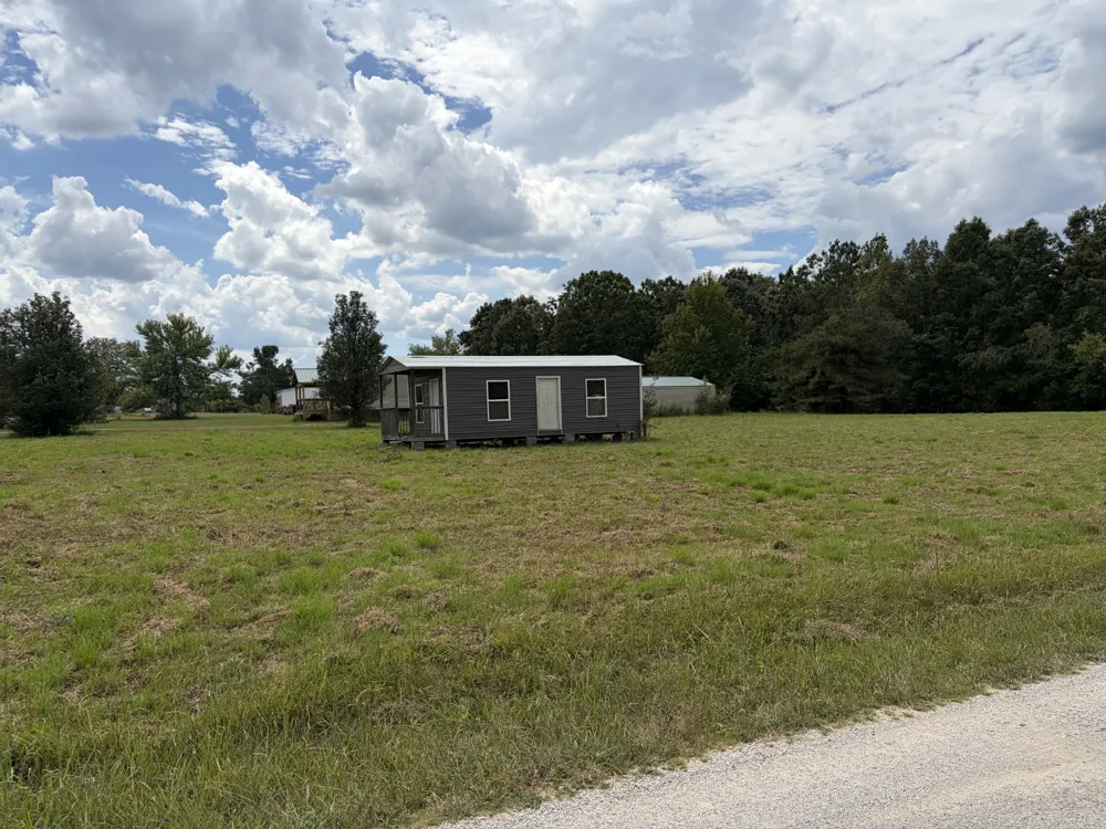 188 Pioneer Rd Hohenwald, TN 38462