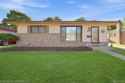 31719 Newport Drive