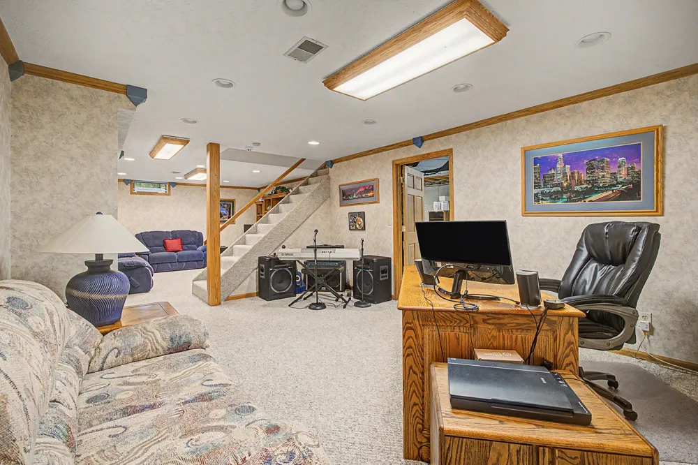 15741 18 Mile Road Marshall Township, MI 49068