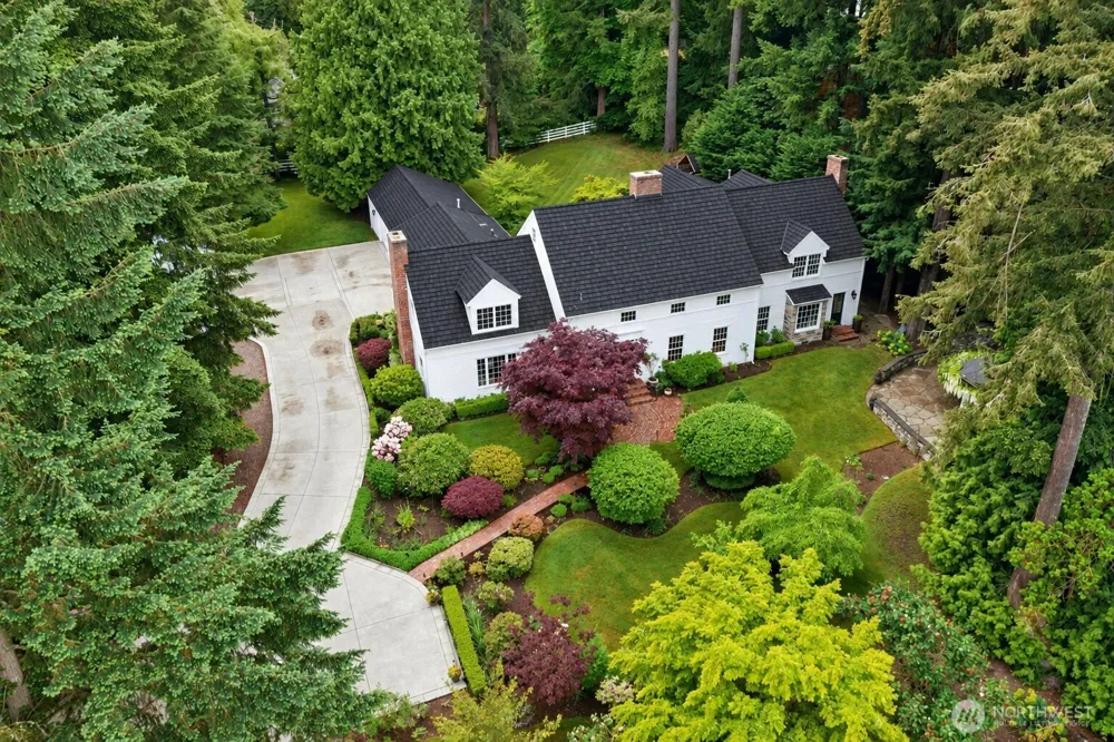 13432 NE 25th Street Bellevue, WA 98005