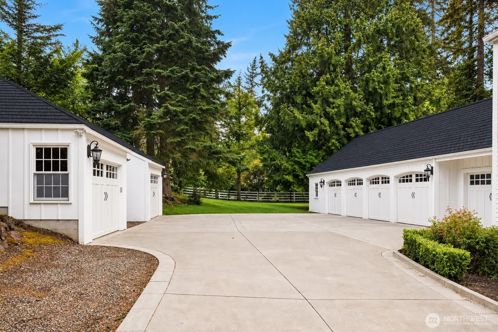 13432 NE 25th Street Bellevue, WA 98005