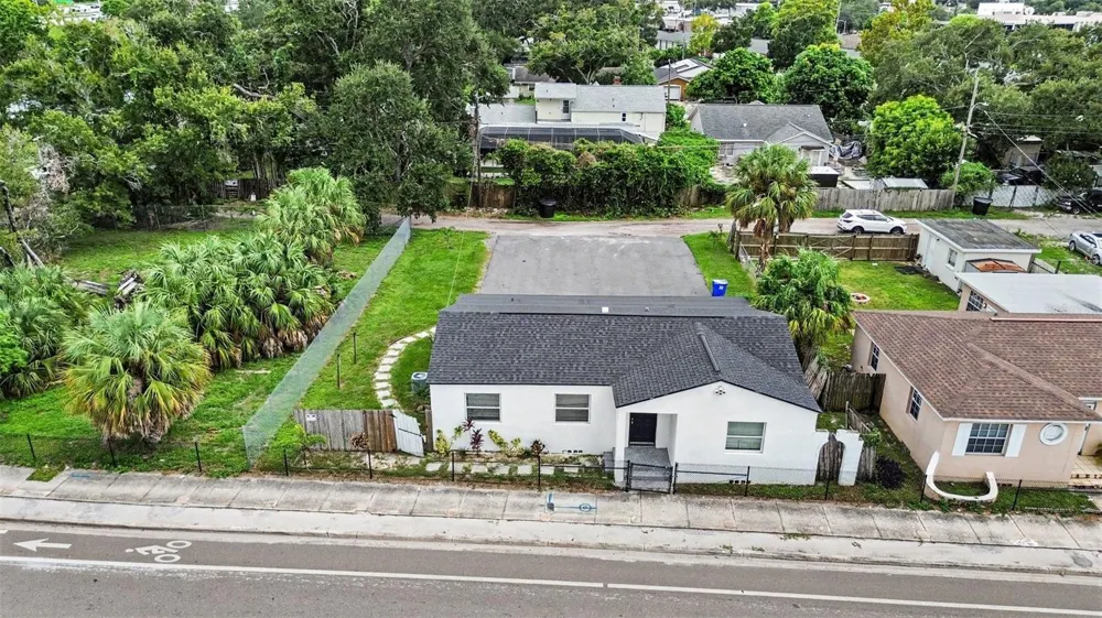 2140 22ND AVENUE St Petersburg, FL 33713