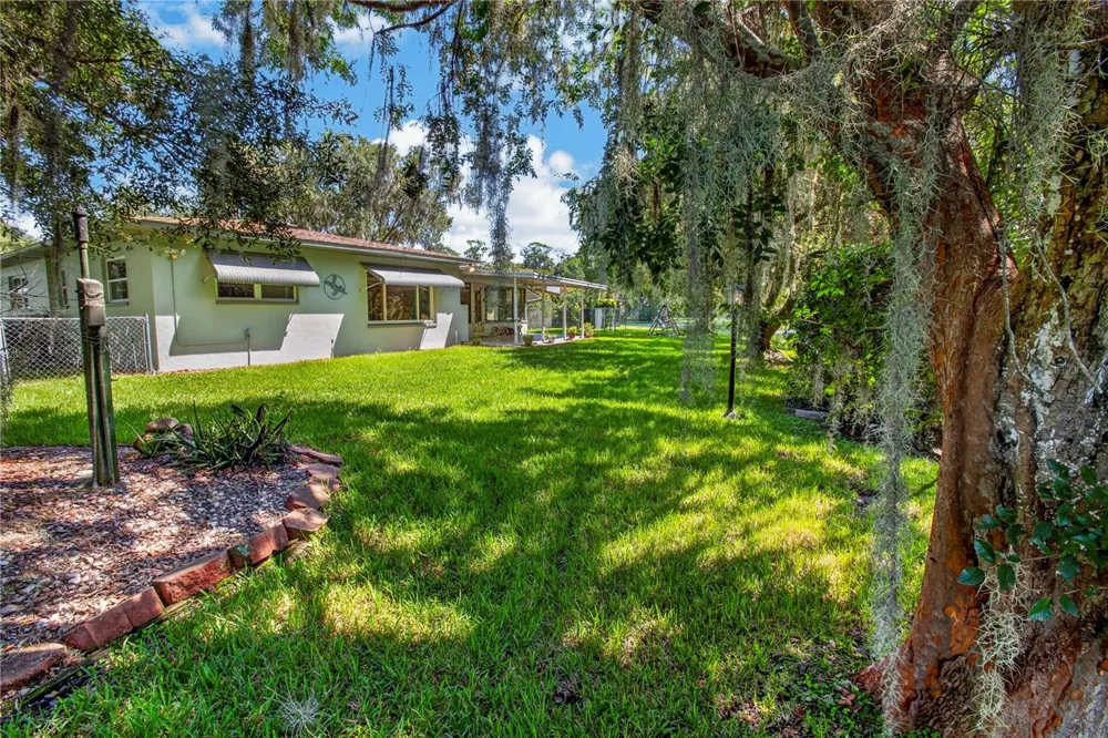 12180 MAPLE STREET Dunnellon, FL 34432
