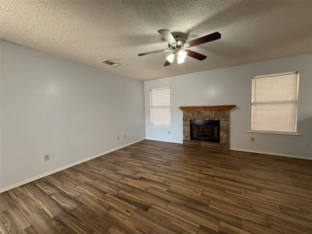 1914 Hollow Ridge Drive Cedar Park, TX 78613
