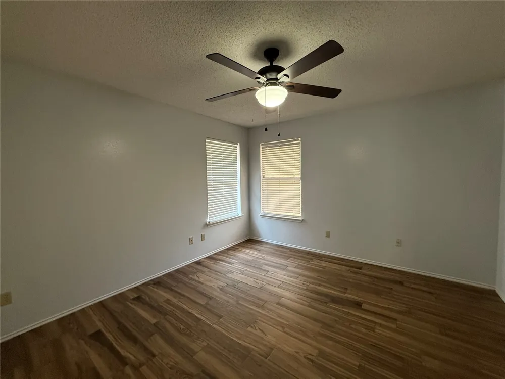 1914 Hollow Ridge Drive Cedar Park, TX 78613