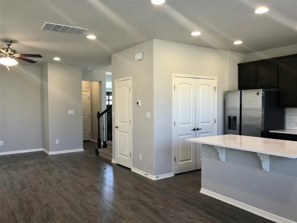 198 Simon Kyle, TX 78640