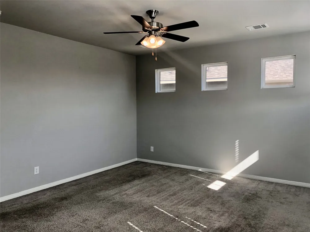198 Simon Kyle, TX 78640