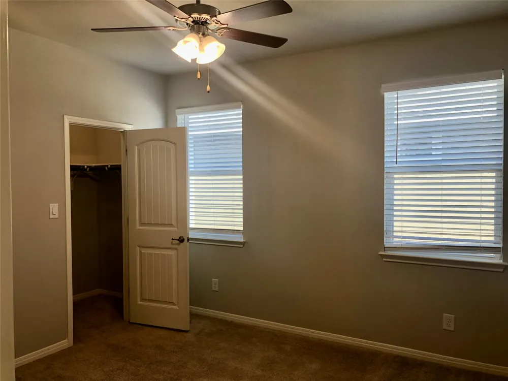 198 Simon Kyle, TX 78640