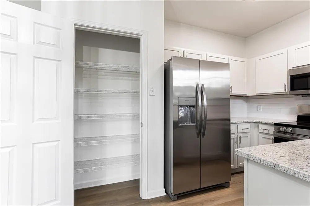 2486 Laurel Circle NW Atlanta, GA 30311