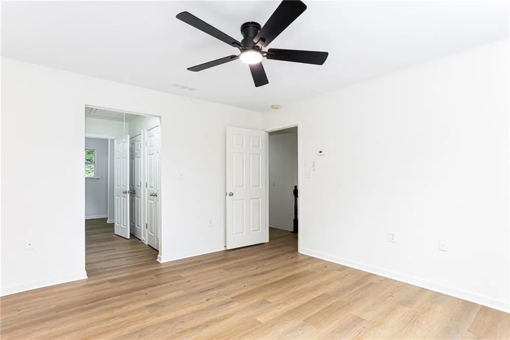 2486 Laurel Circle NW Atlanta, GA 30311