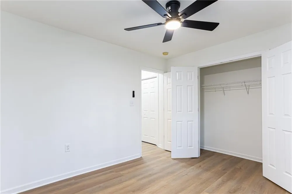2486 Laurel Circle NW Atlanta, GA 30311