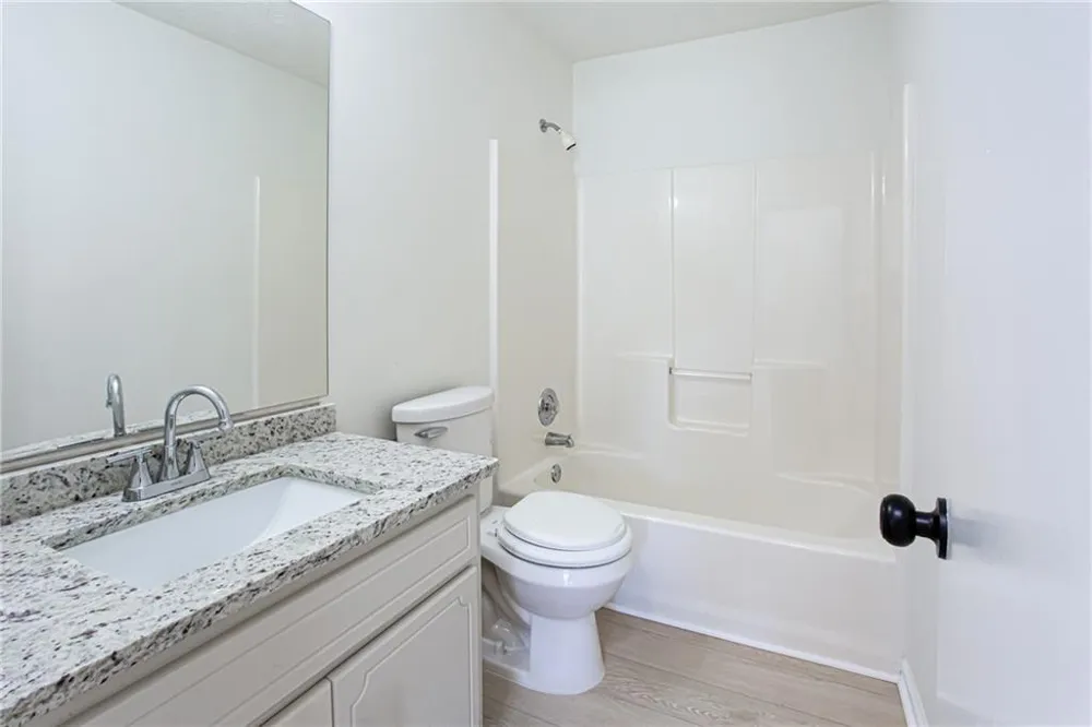 2486 Laurel Circle NW Atlanta, GA 30311