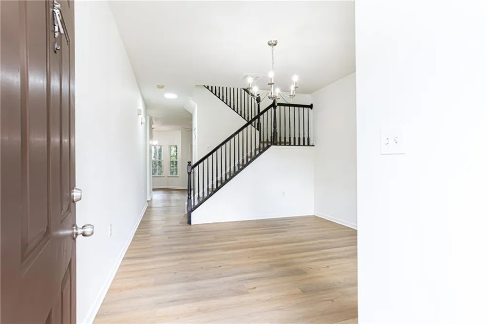 2486 Laurel Circle NW Atlanta, GA 30311