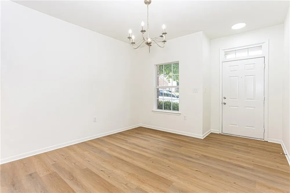 2486 Laurel Circle NW Atlanta, GA 30311