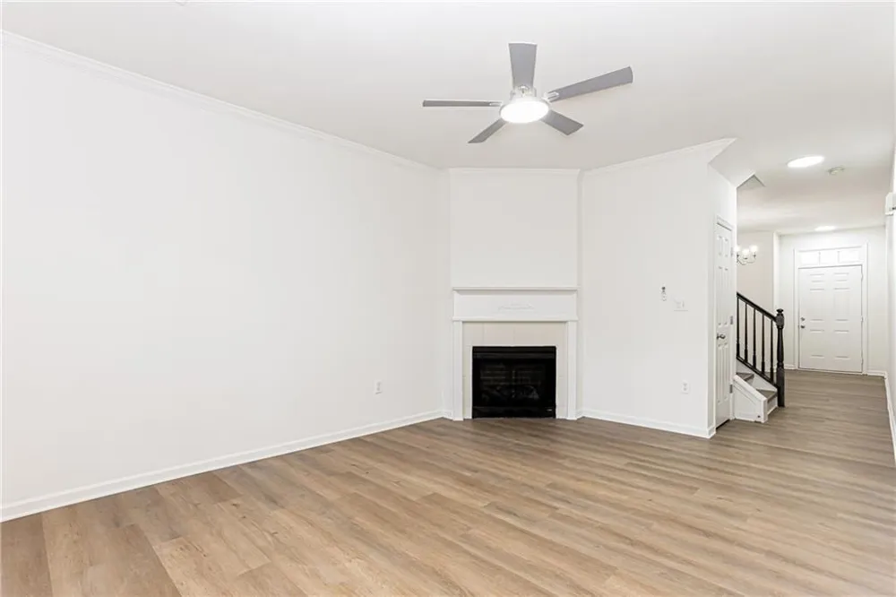 2486 Laurel Circle NW Atlanta, GA 30311