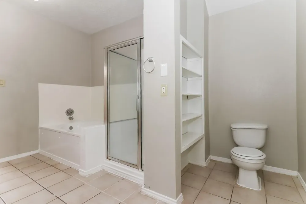 7447 Woodland West Drive Houston, TX 77040