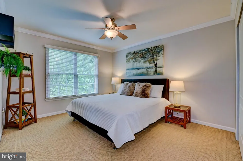 24 DEVONSHIRE DRIVE West Windsor, NJ 08540
