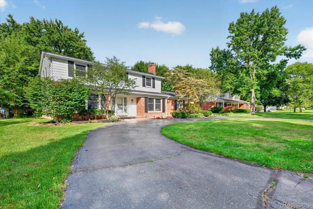 29653 Club House Lane Farmington Hills City, MI 48334