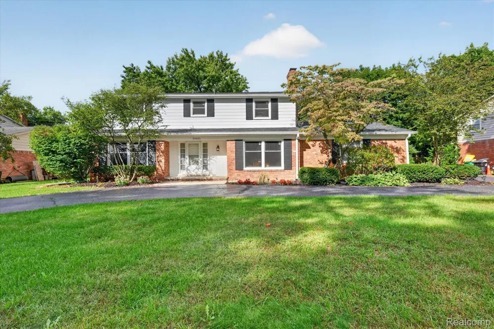 29653 Club House Lane Farmington Hills City, MI 48334