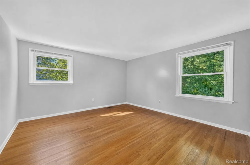 29653 Club House Lane Farmington Hills City, MI 48334