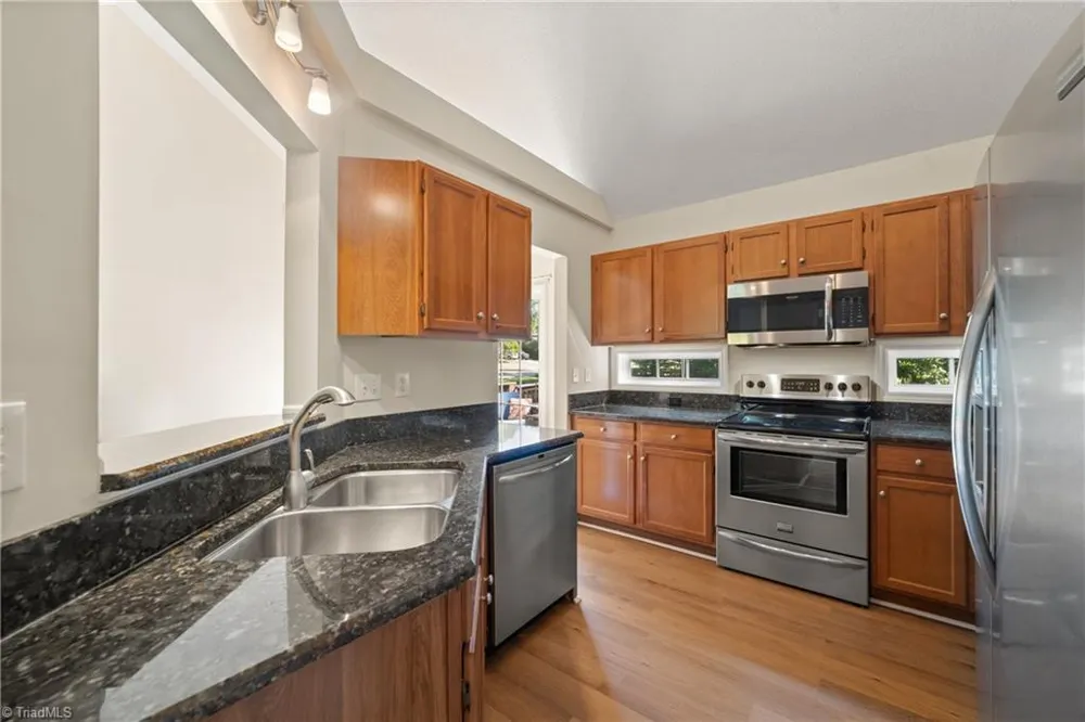 5059 Ramillie Run Winston-Salem, NC 27106