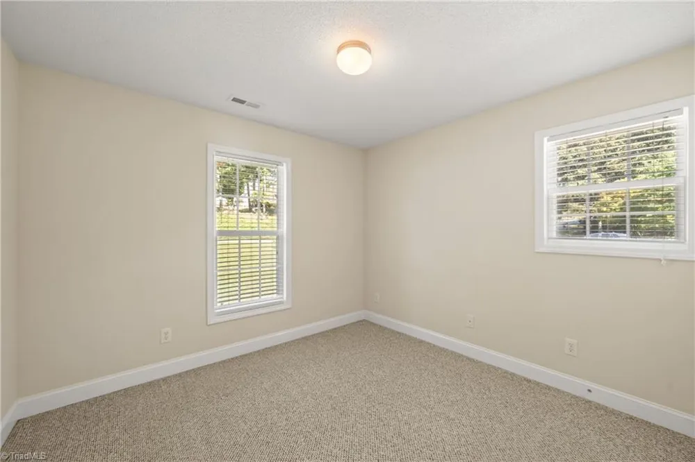 5059 Ramillie Run Winston-Salem, NC 27106