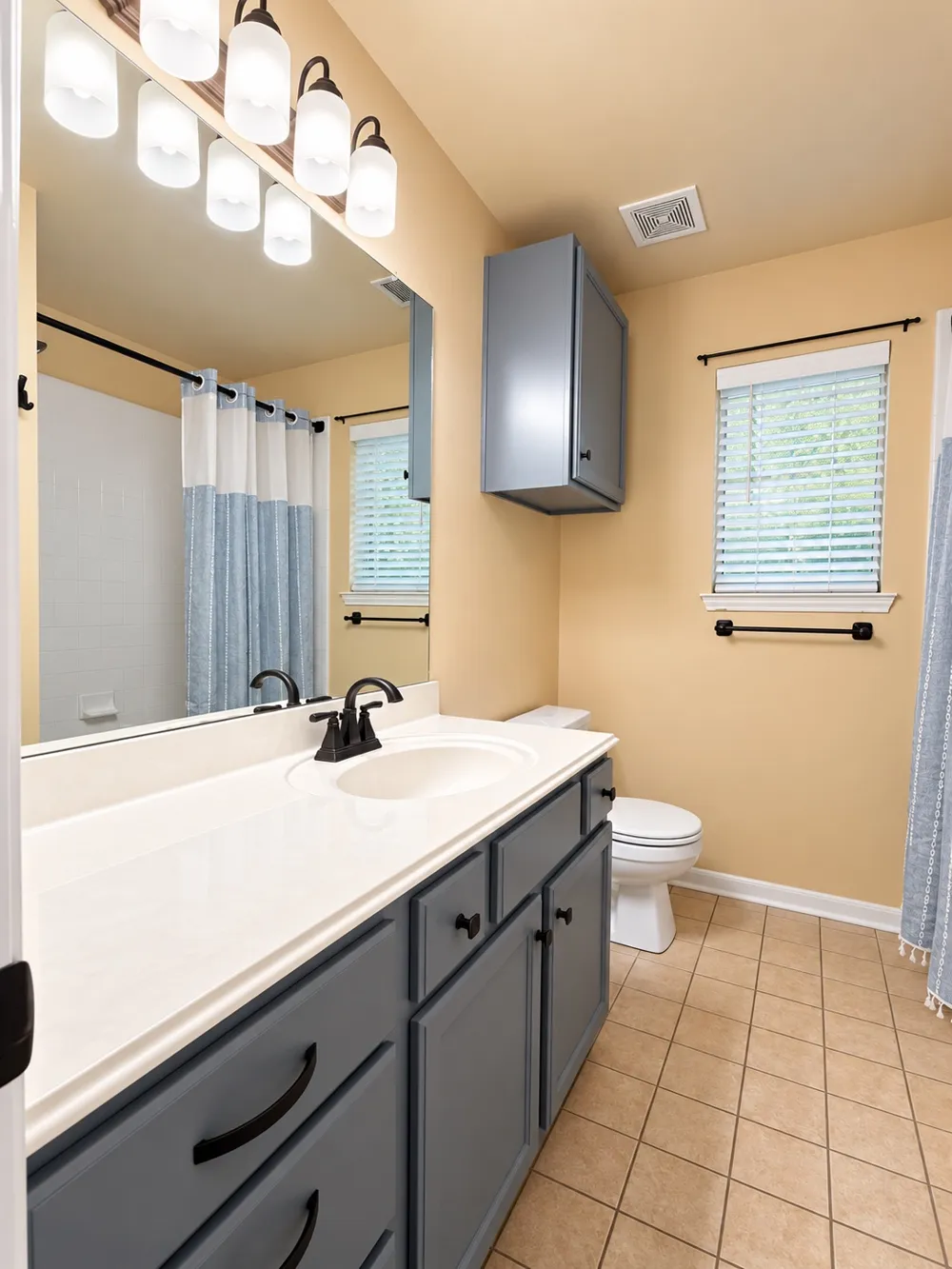 807 Hilltop Drive Leander, TX 78641
