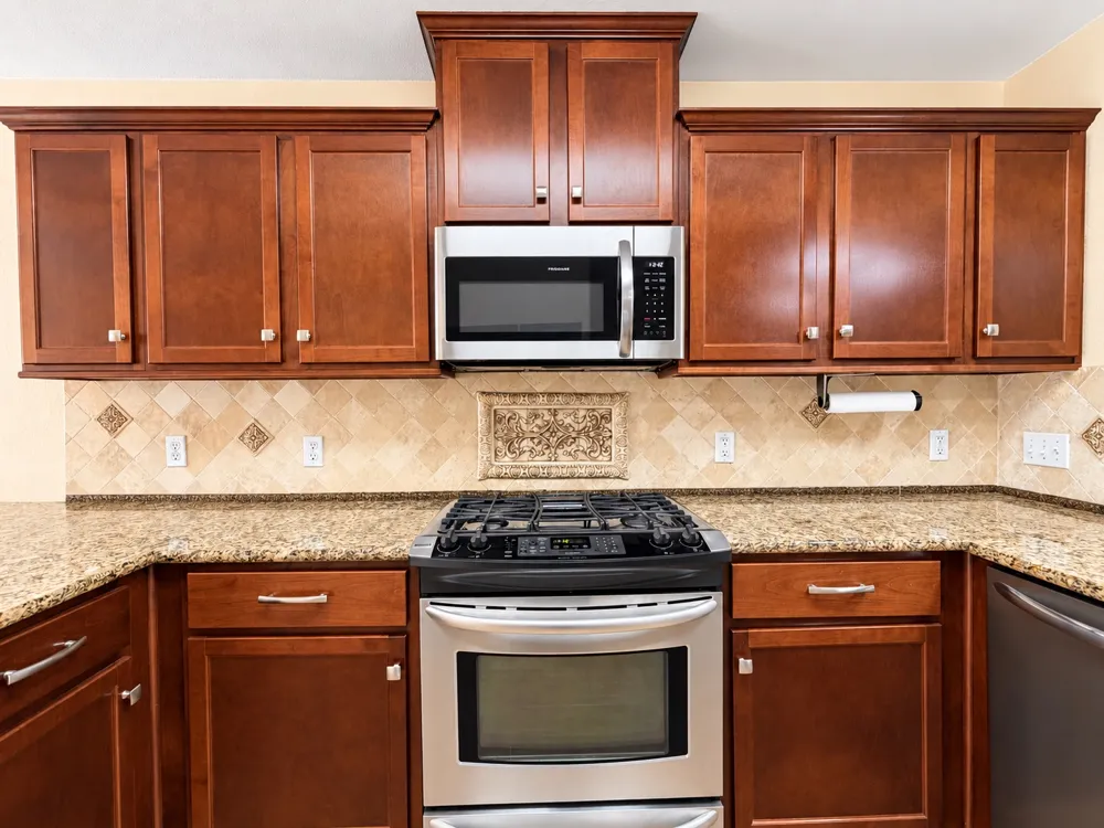 807 Hilltop Drive Leander, TX 78641