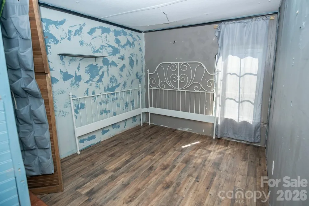 1900 Brice MHP Lenoir, NC 28645
