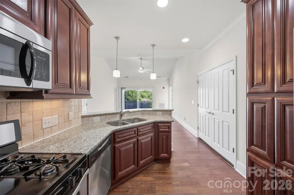6605 Central Pacific Avenue Charlotte, NC 28210