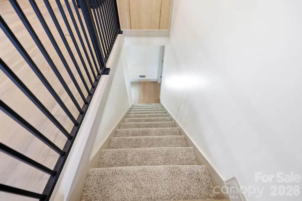 284 Indian Cave Park Road Hendersonville, NC 28739