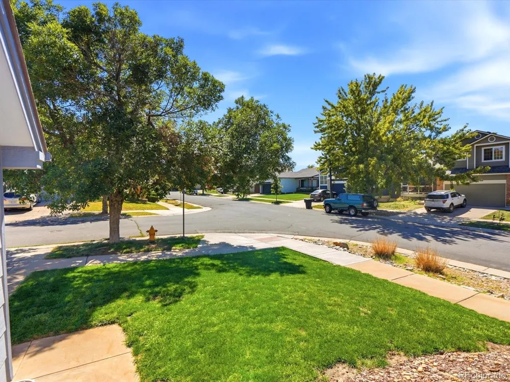 5061 Elkhart Street Denver, CO 80239