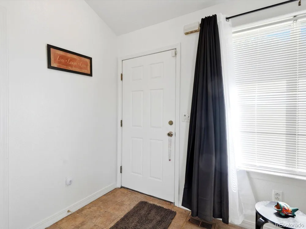 5061 Elkhart Street Denver, CO 80239