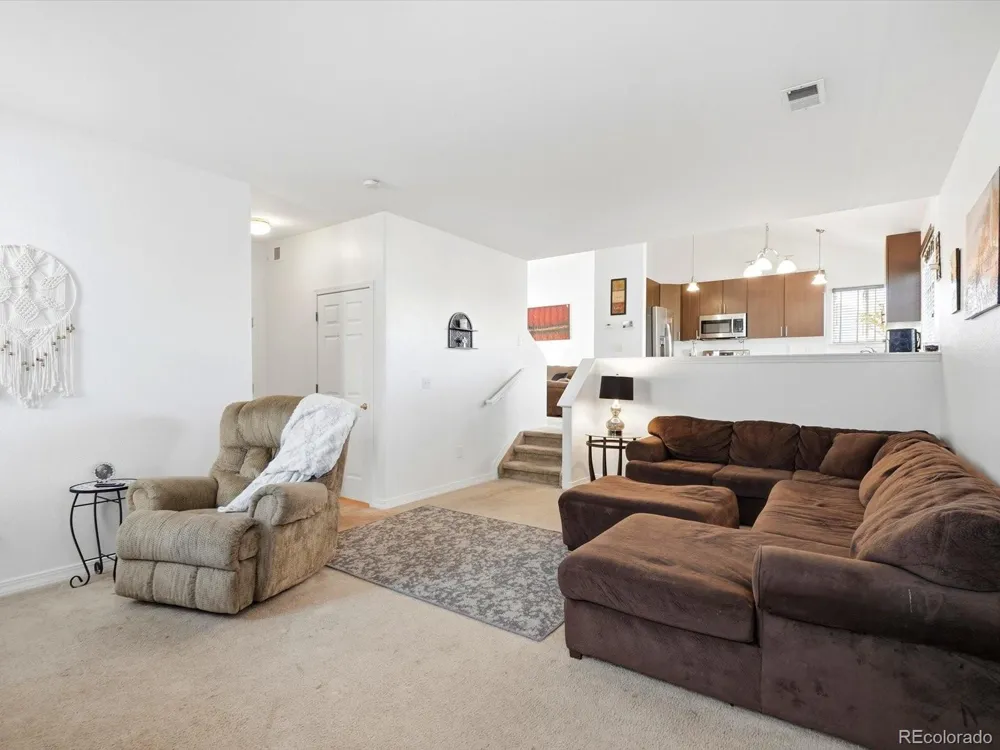 5061 Elkhart Street Denver, CO 80239