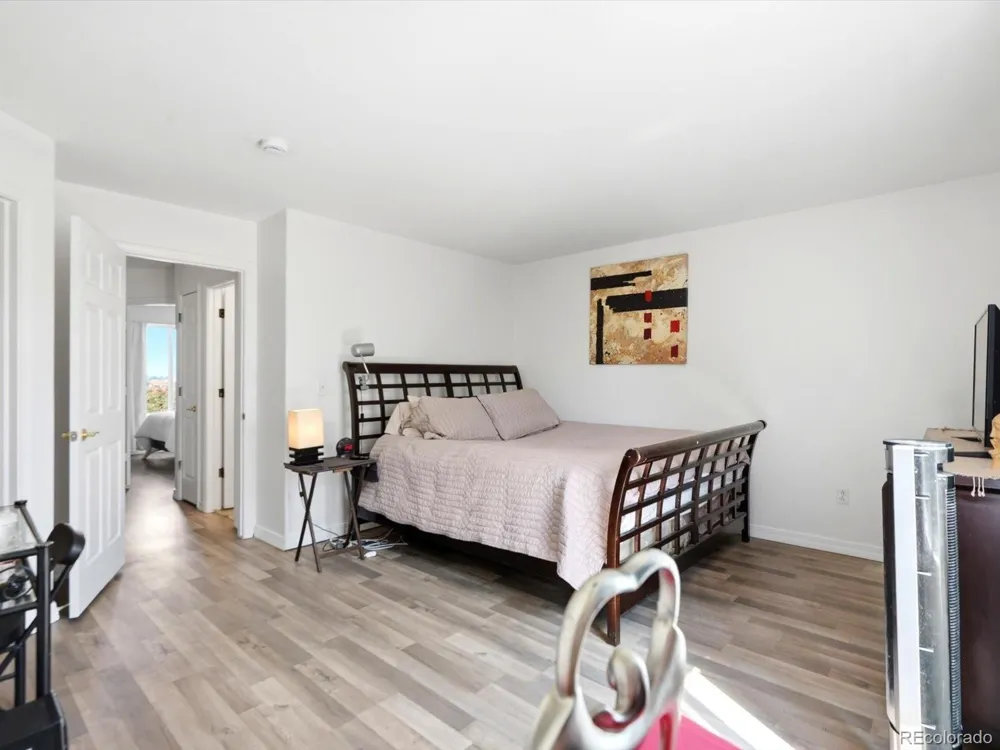 5061 Elkhart Street Denver, CO 80239