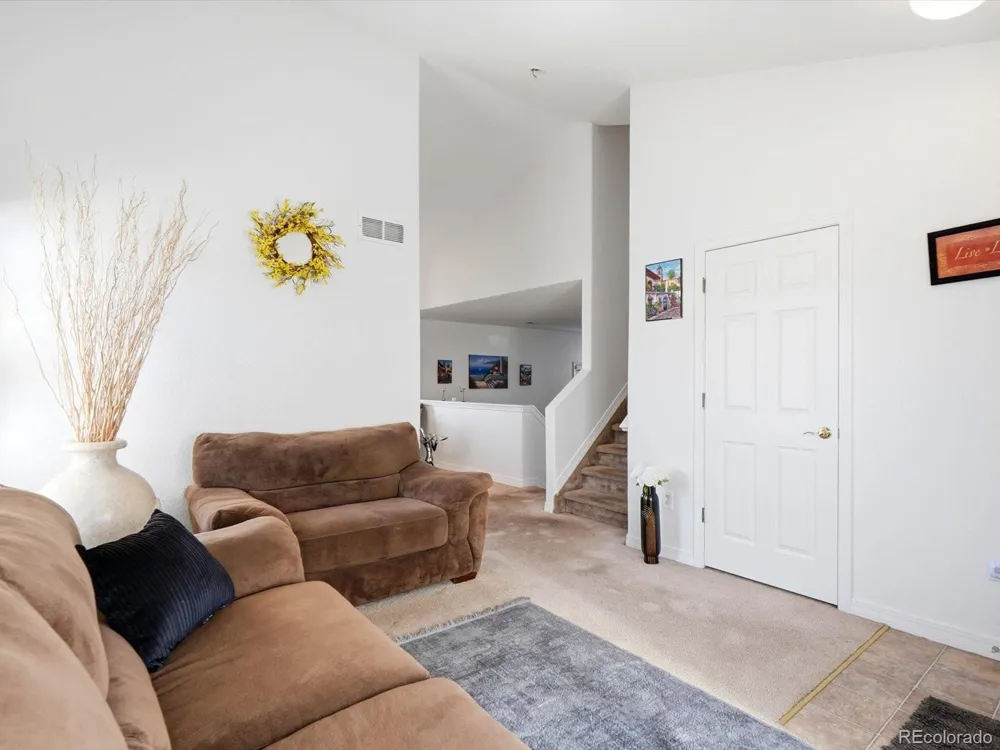 5061 Elkhart Street Denver, CO 80239