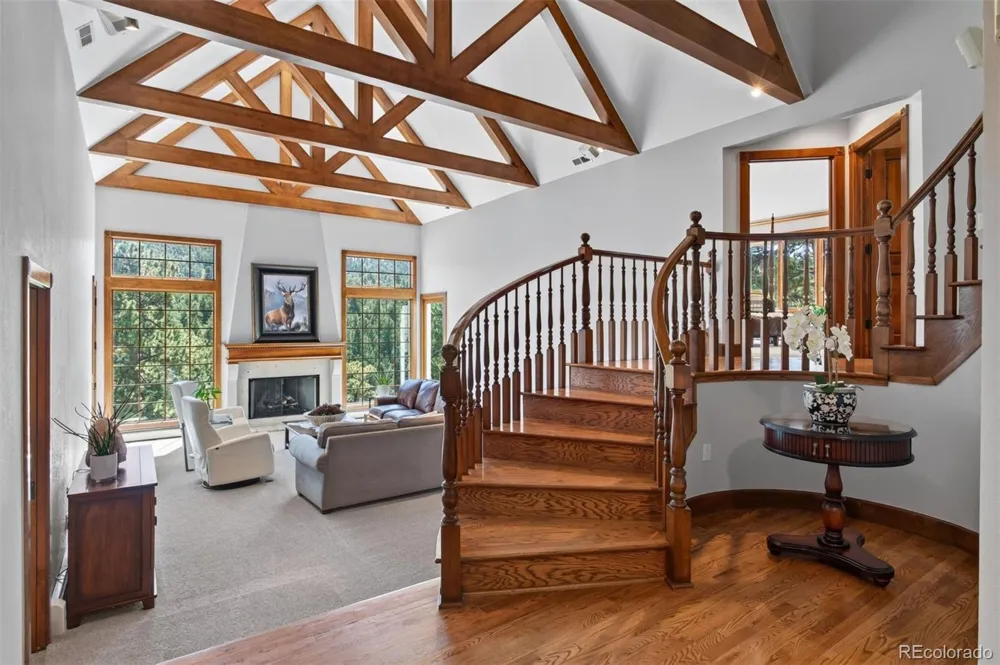 22594 Treetop Lane Golden, CO 80401