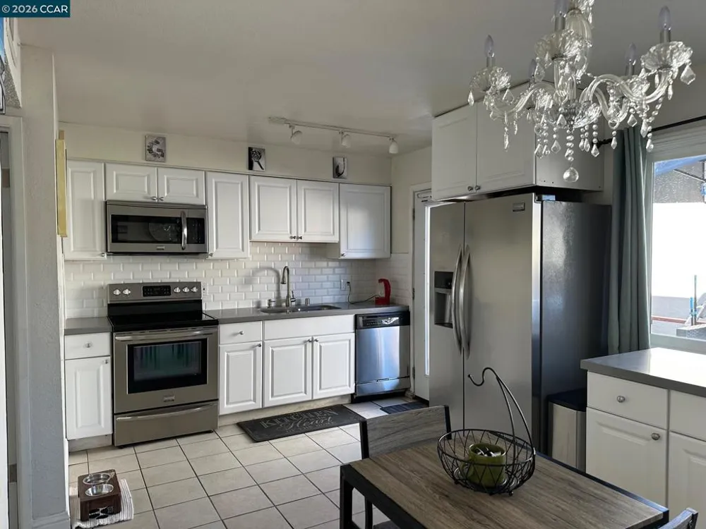 4 Sheffield Ct San Pablo, CA 94806