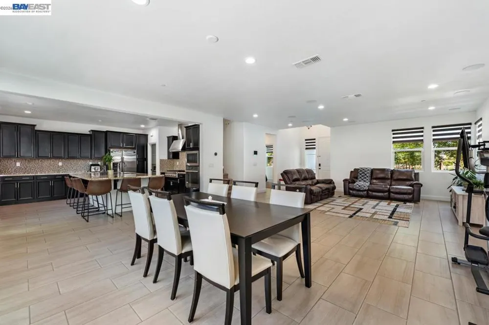 232 E Ramsey Dr Mountain House, CA 95391
