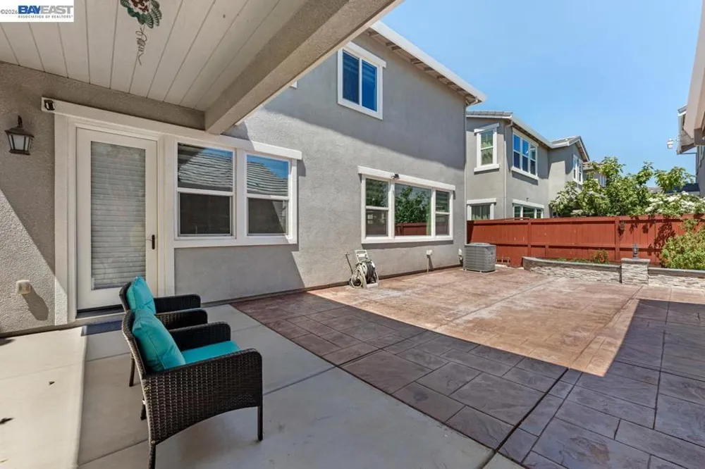 232 E Ramsey Dr Mountain House, CA 95391