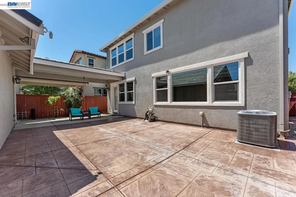 232 E Ramsey Dr Mountain House, CA 95391