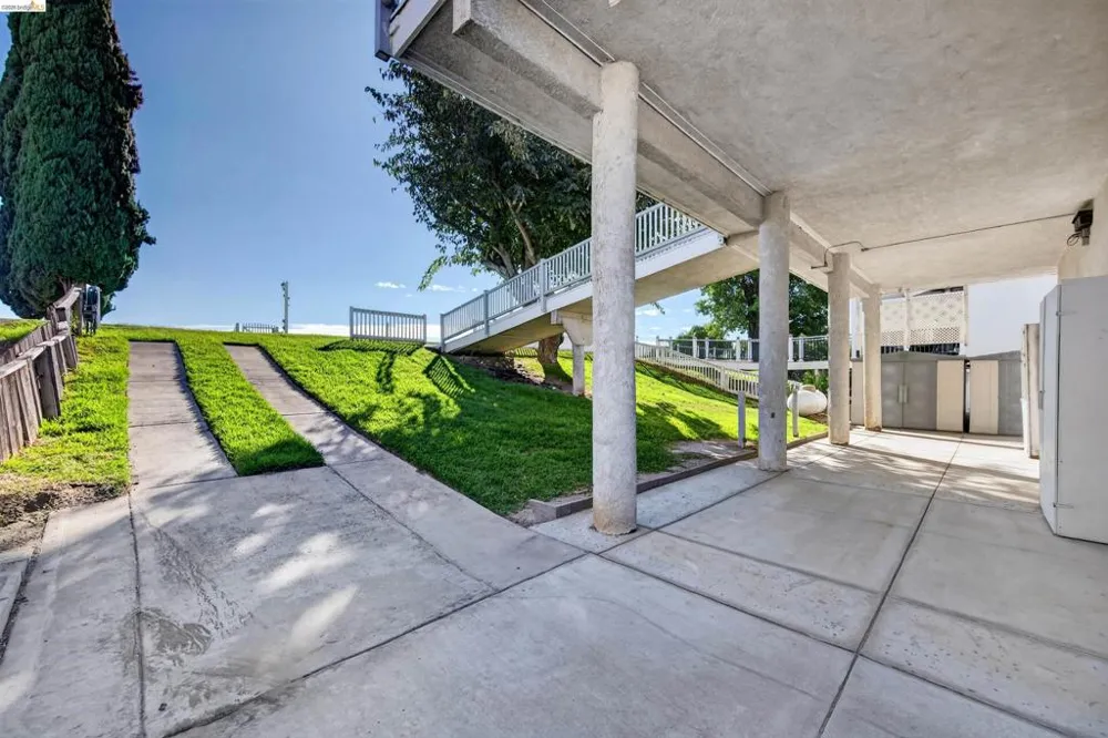 5600 Sandmound Blvd Oakley, CA 94561