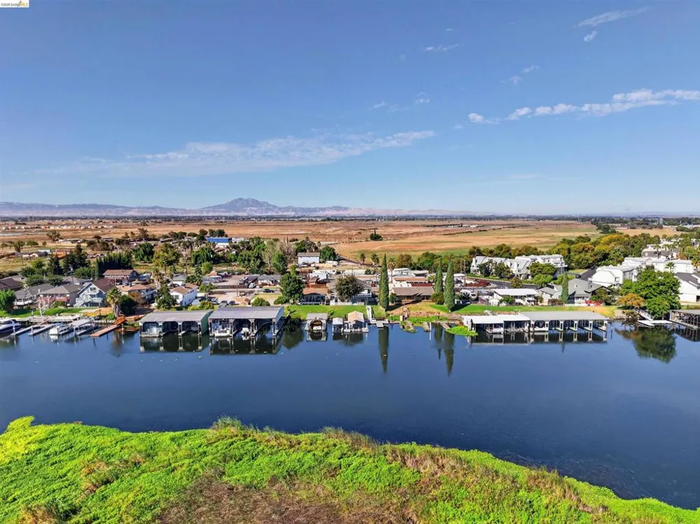 5600 Sandmound Blvd Oakley, CA 94561