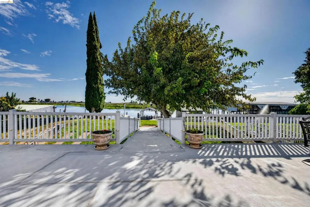 5600 Sandmound Blvd Oakley, CA 94561