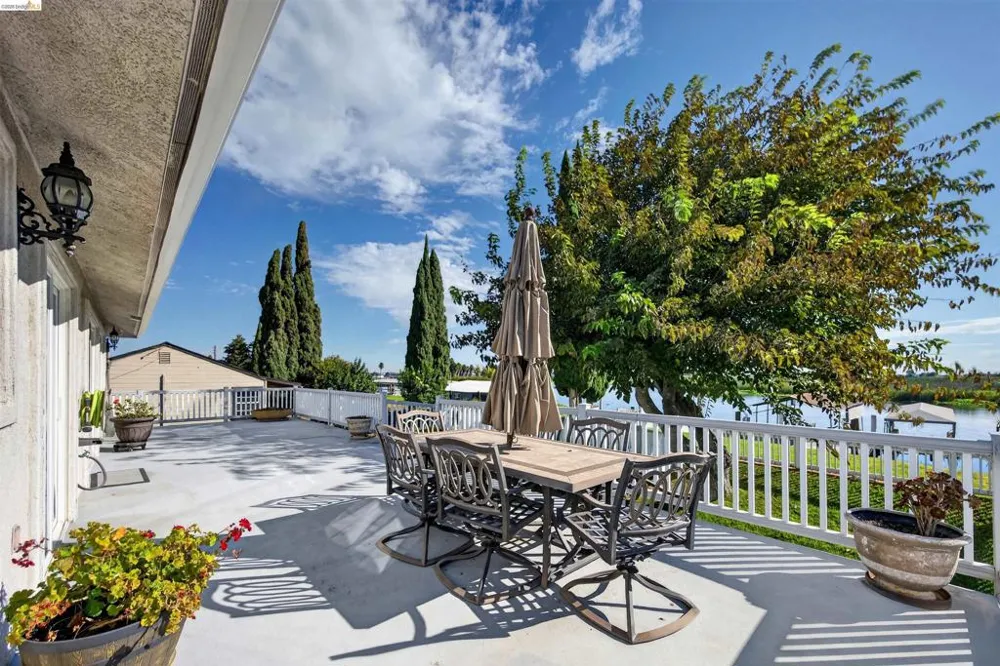5600 Sandmound Blvd Oakley, CA 94561