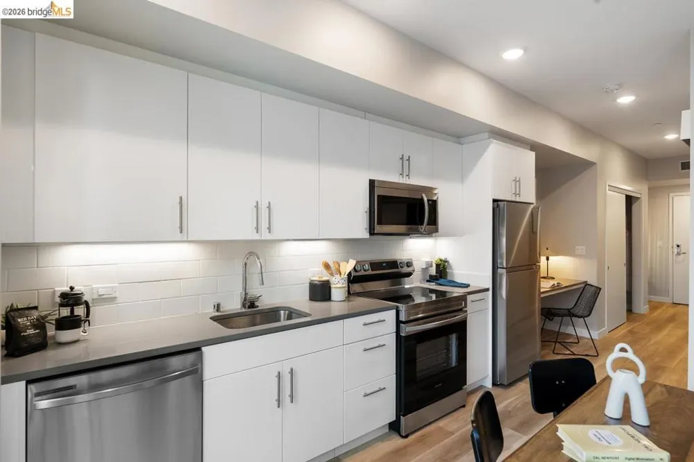 260 Brooklyn Basin Way #437 Oakland, CA 94606