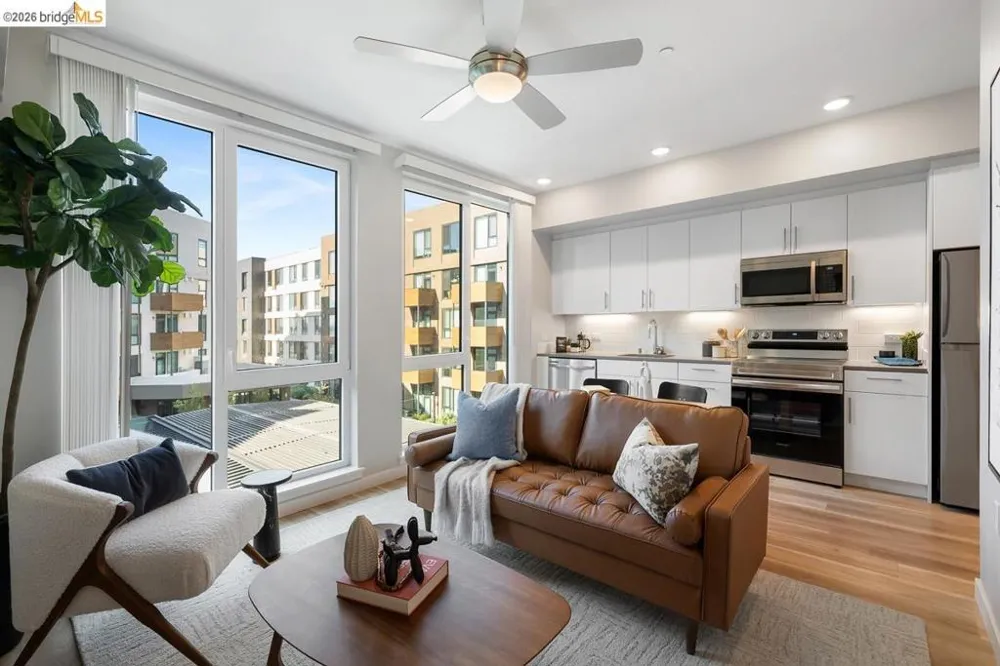260 Brooklyn Basin Way #437 Oakland, CA 94606