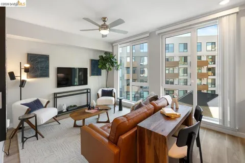 260 Brooklyn Basin Way #437