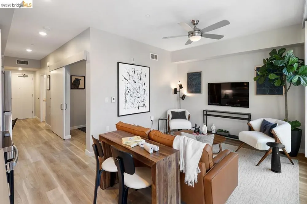 260 Brooklyn Basin Way #437 Oakland, CA 94606