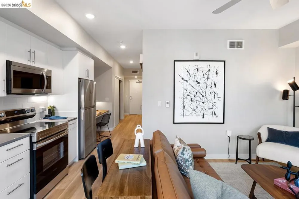 260 Brooklyn Basin Way #437 Oakland, CA 94606